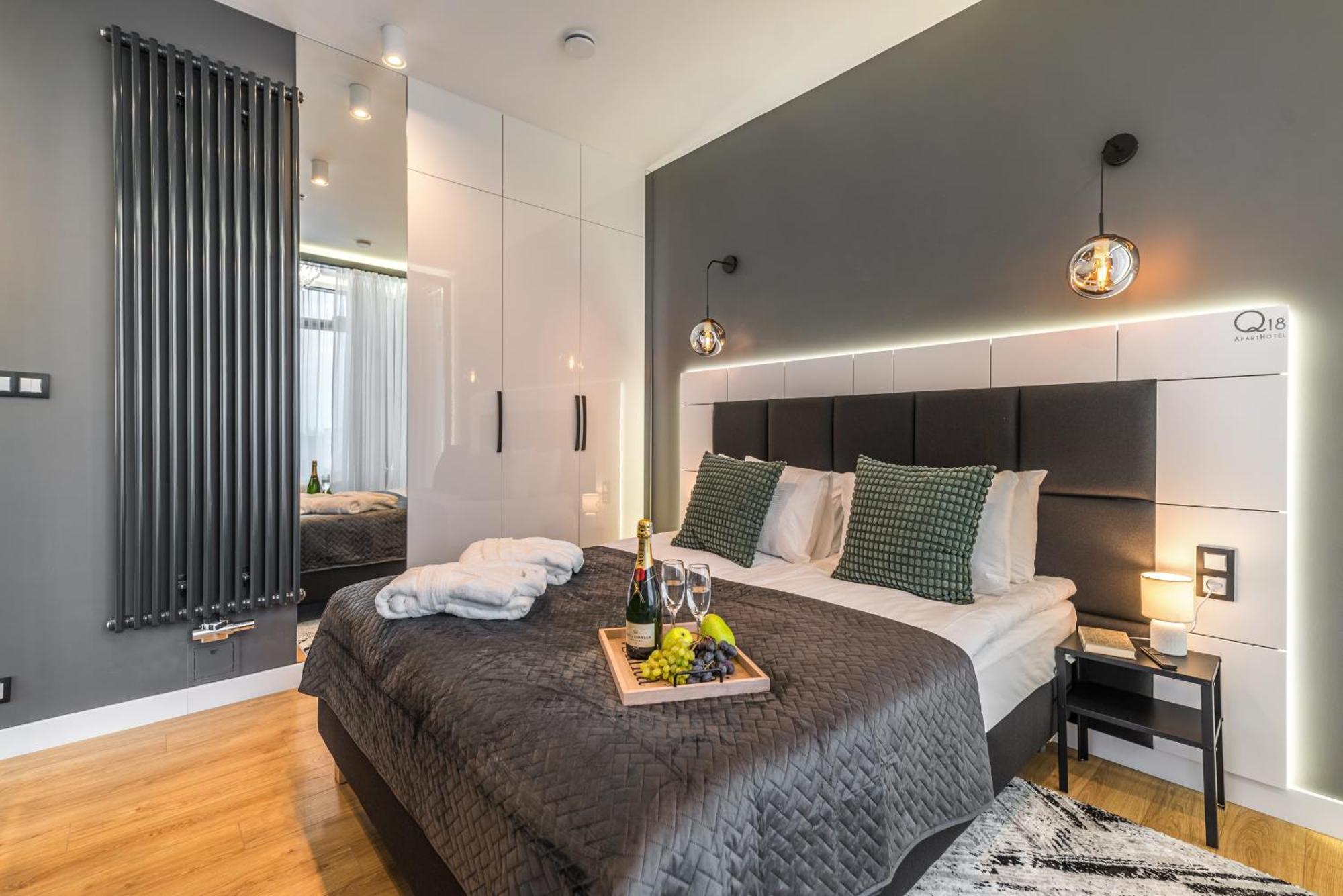 Q18 Aparthotel Bydgoszcz Exterior foto
